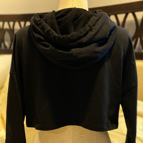 LF size xs Super soft black LF hoodie. NWOT - Picture 4 of 8